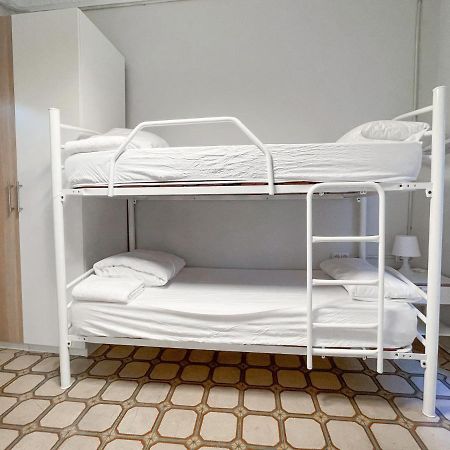 Az The Old Town Hostel - Coliving Сарагоса Экстерьер фото